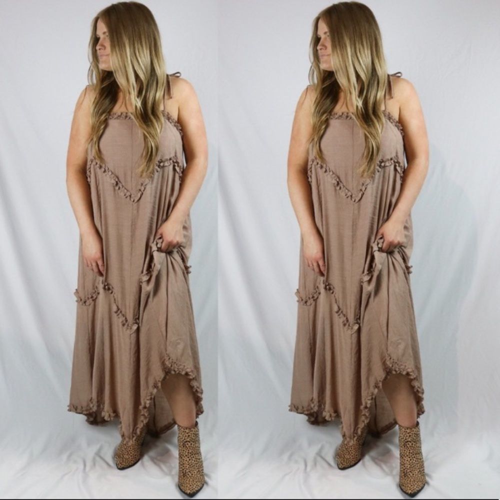 Wishlist tiered ruffle dress w/ adjustable straps